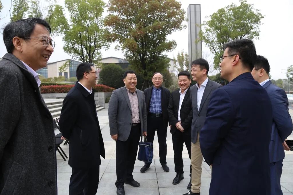 1683793636491445.jpeg 640 (5).jpeg